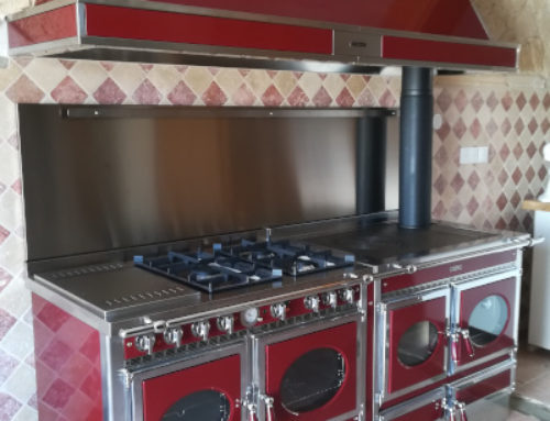 Pose d’une cuisinière a bois XXL